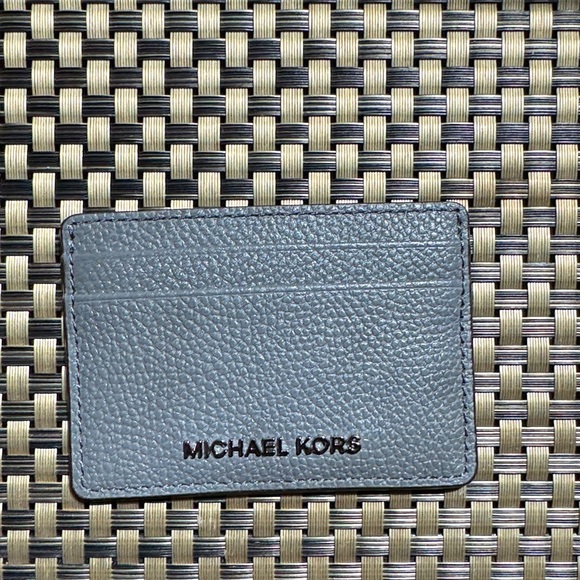 Michael Kors Gray Leather Card Holder - Picture 1 of 3